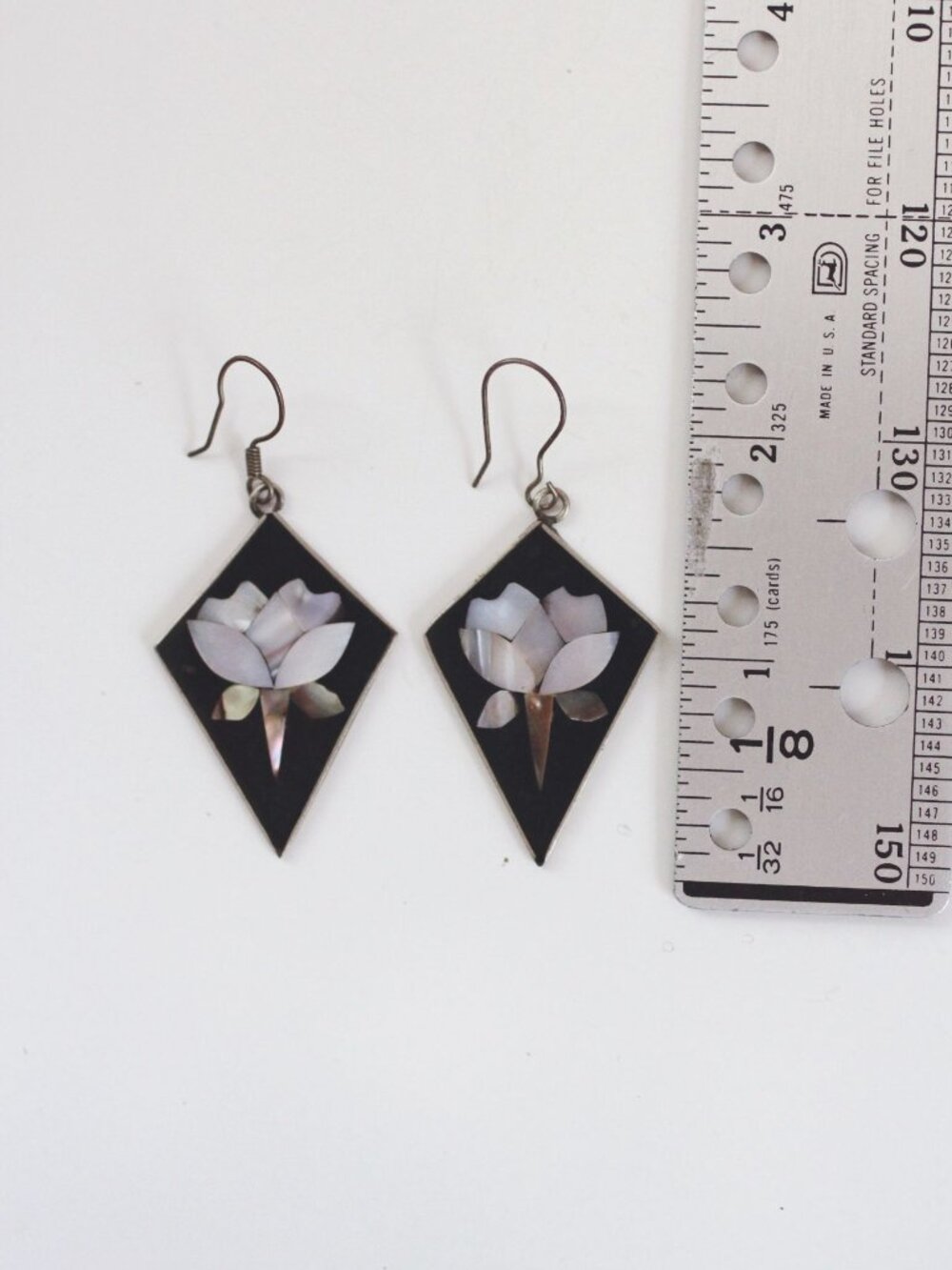 Vintage Mexican Alpaca Silver Dangle Earrings Mother Of Pearl Inlay Floral Abalo - Picture 6 of 6